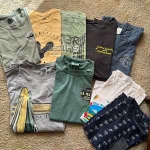 Bundle of 6 beach t-shirts